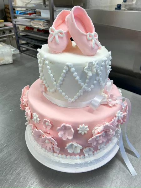 2 étages rose et blanc