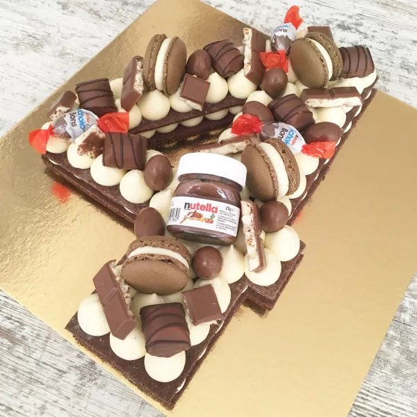 Gâteau en chiffre au chocolat