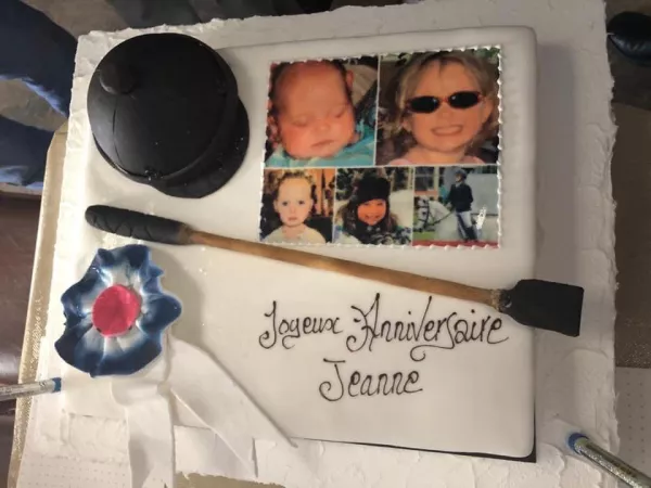 Gâteau d'anniversaire avec photo  personnalisé